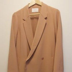 Dusty peach Oak and Fort duster